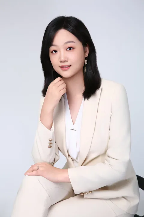 咨询师任茜